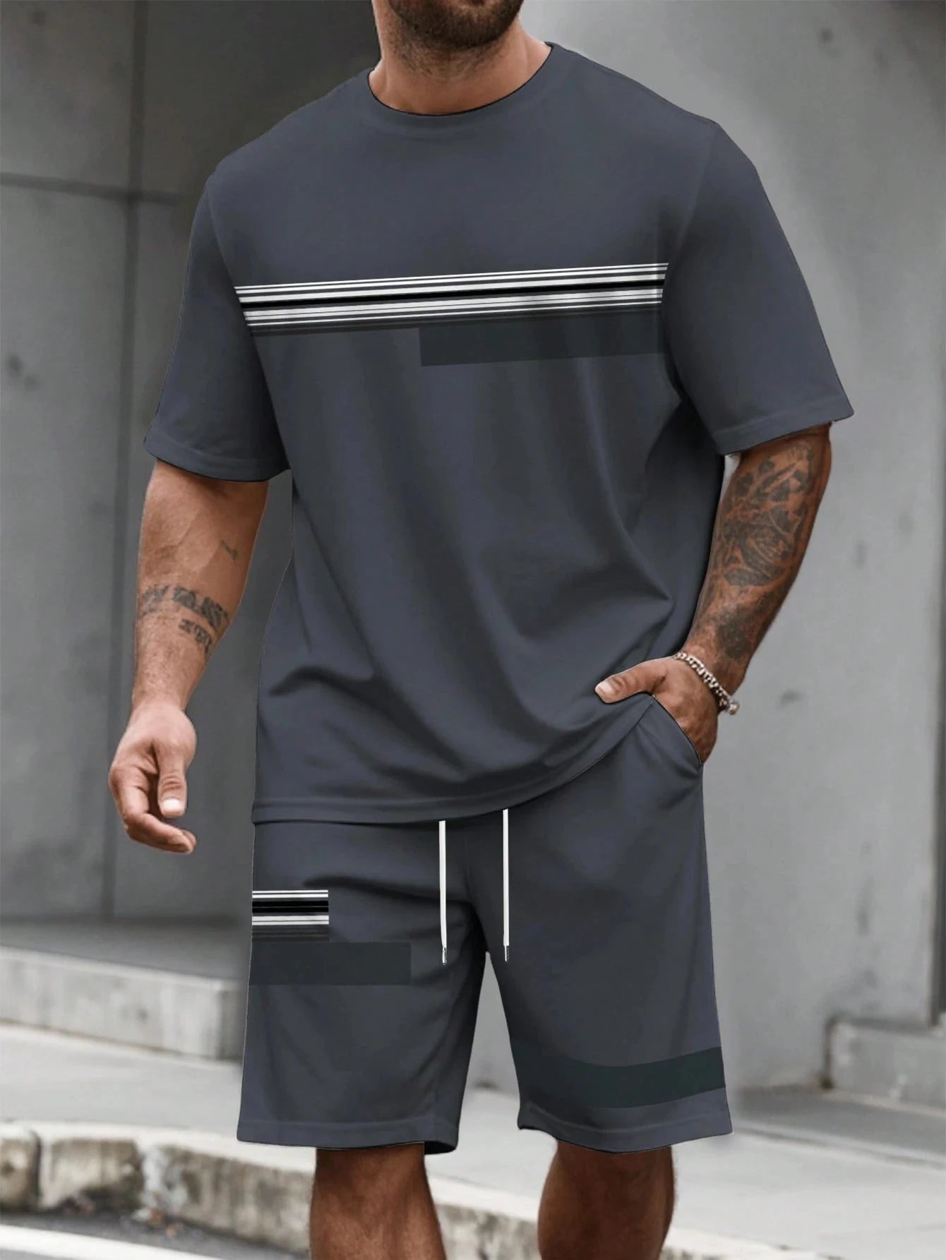 Men's Stripe Print T-Shirt & Shorts Set