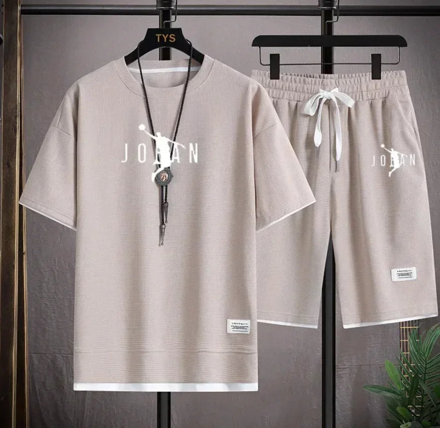 Men's T-Shirt & Shorts 2-Piece Fashion Set