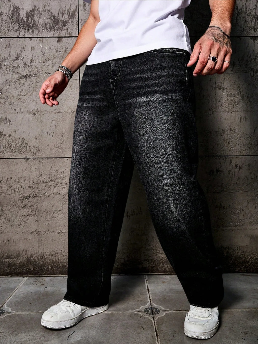 Men's Washed Distressed Wide-Leg Straight Jeans