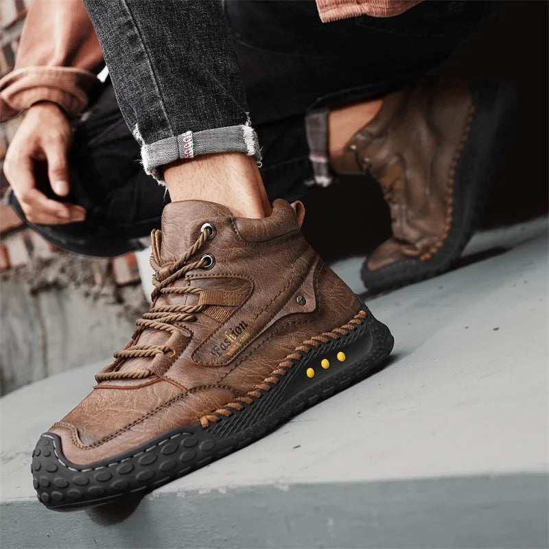 Men's Hand-Stitched Retro Lace-Up Boots