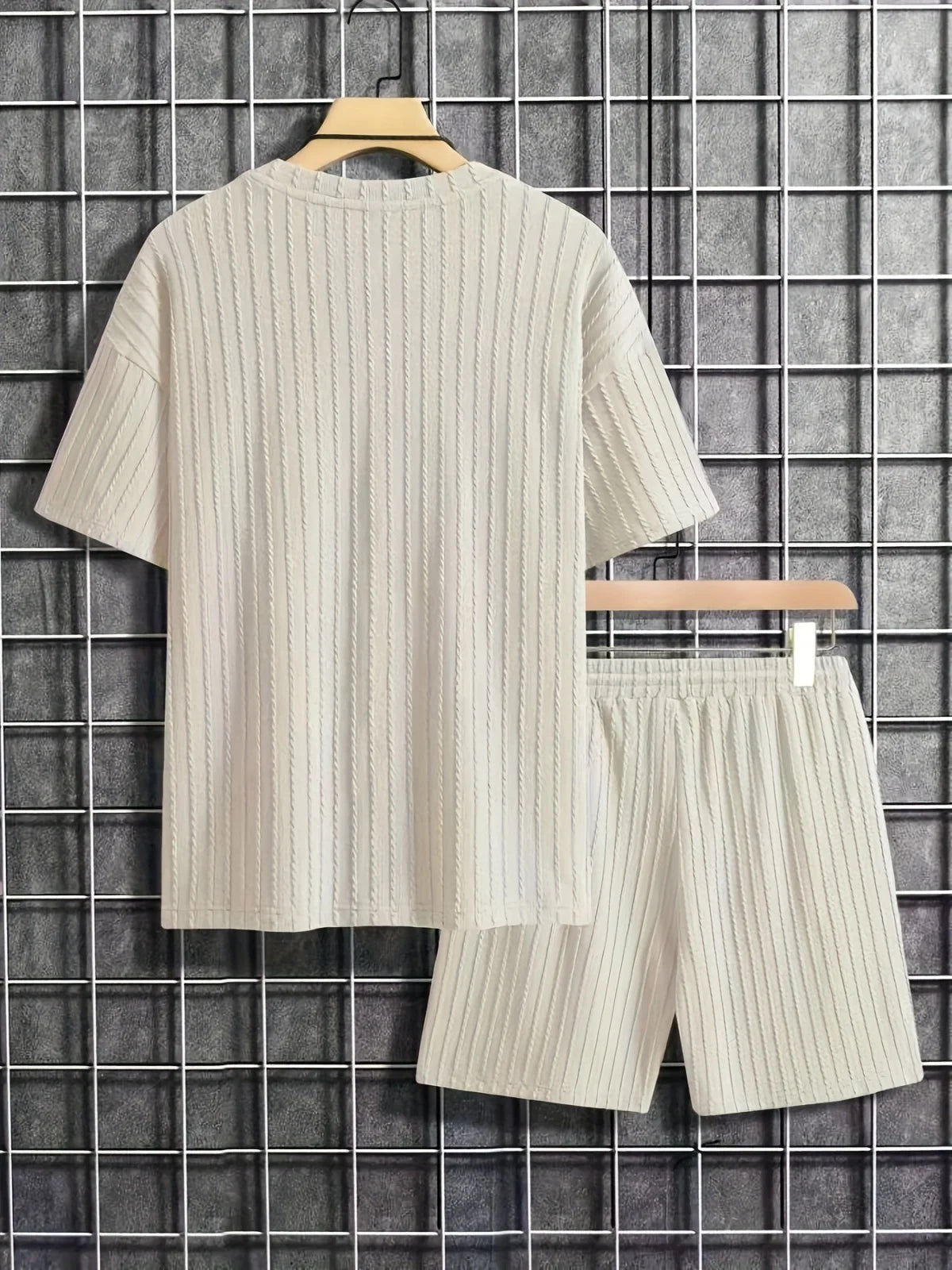 Men's Vertical Stripe T-Shirt & Shorts Set