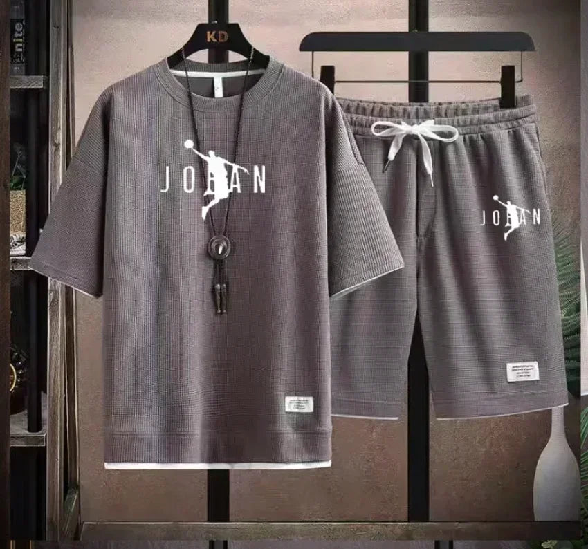 Men's T-Shirt & Shorts 2-Piece Fashion Set