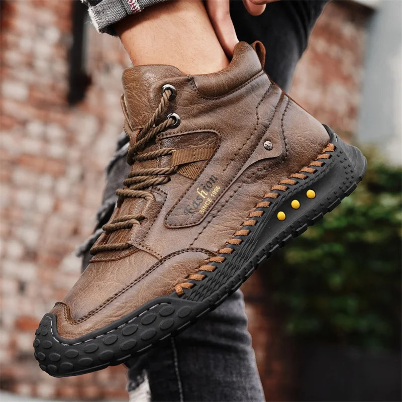 Men's Hand-Stitched Retro Lace-Up Boots