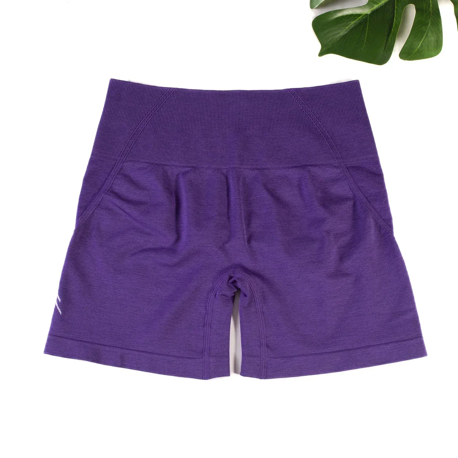Women's High-Waist Seamless Scrunch Shorts
