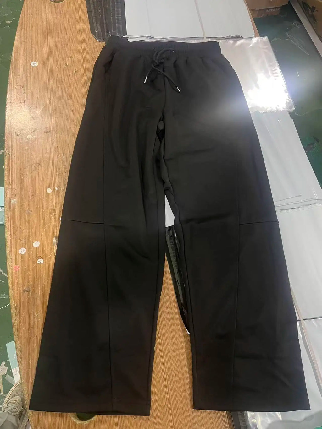 Men's Heavyweight Straight-Leg Jogger Sweatpants