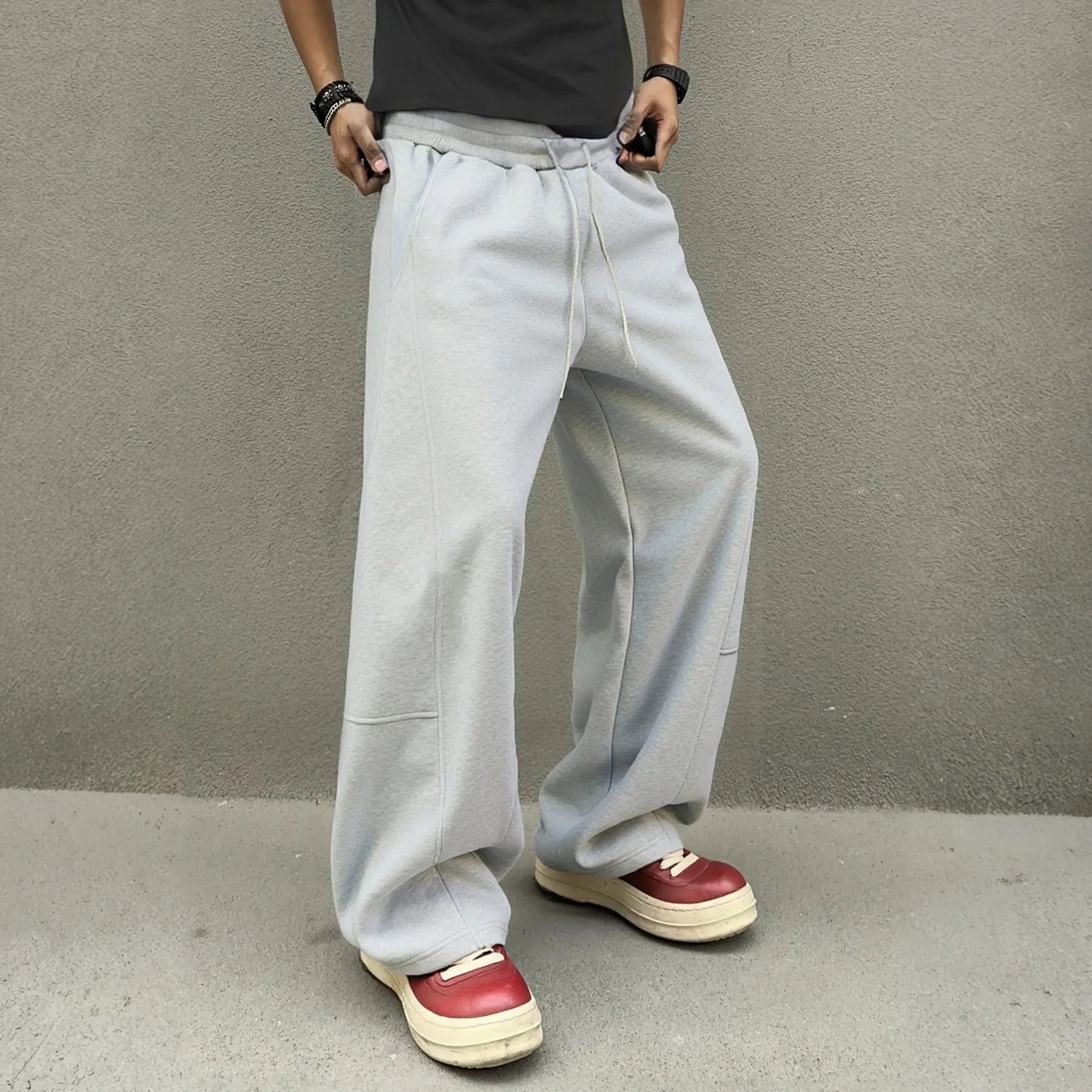 Men's Heavyweight Straight-Leg Jogger Sweatpants