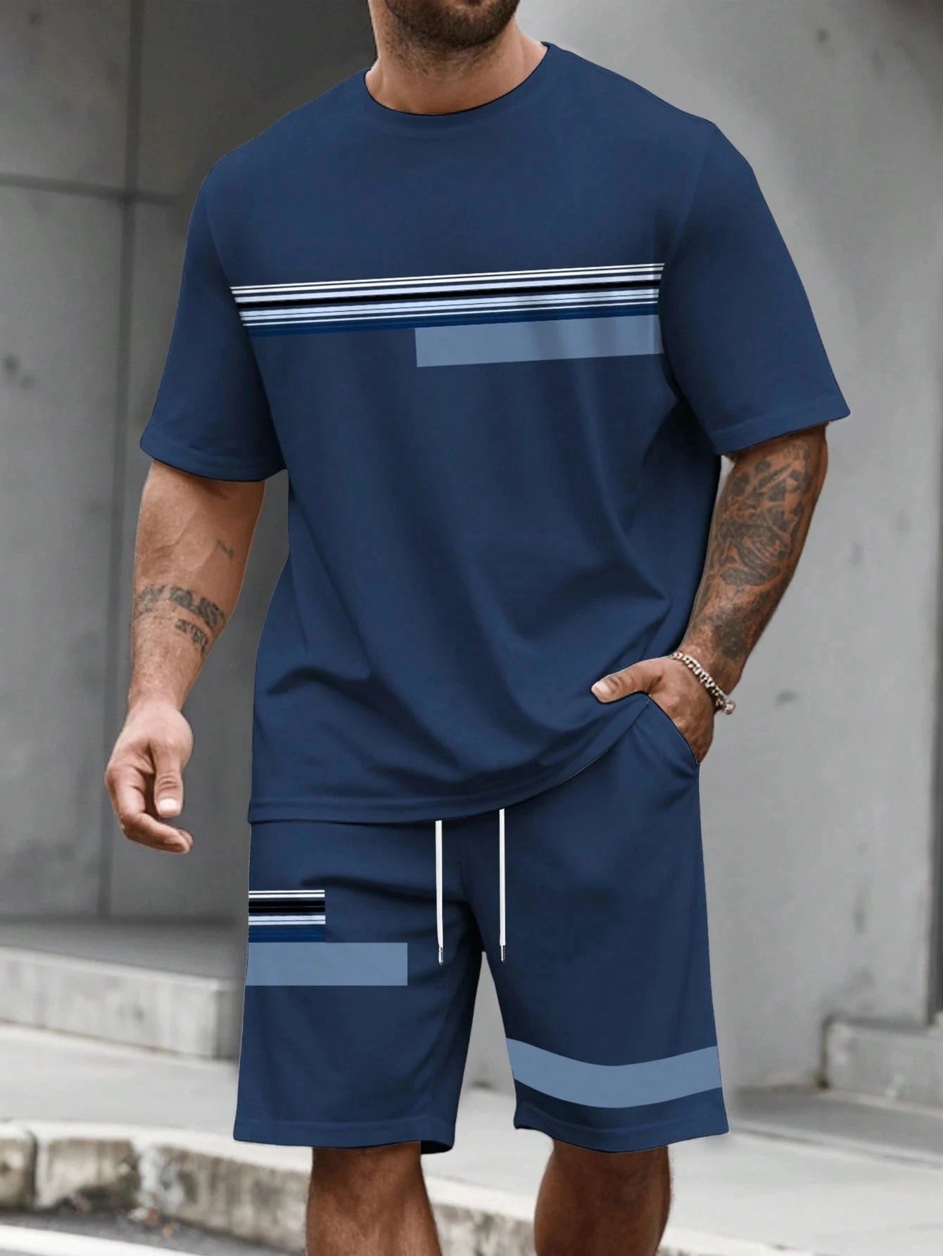 Men's Stripe Print T-Shirt & Shorts Set