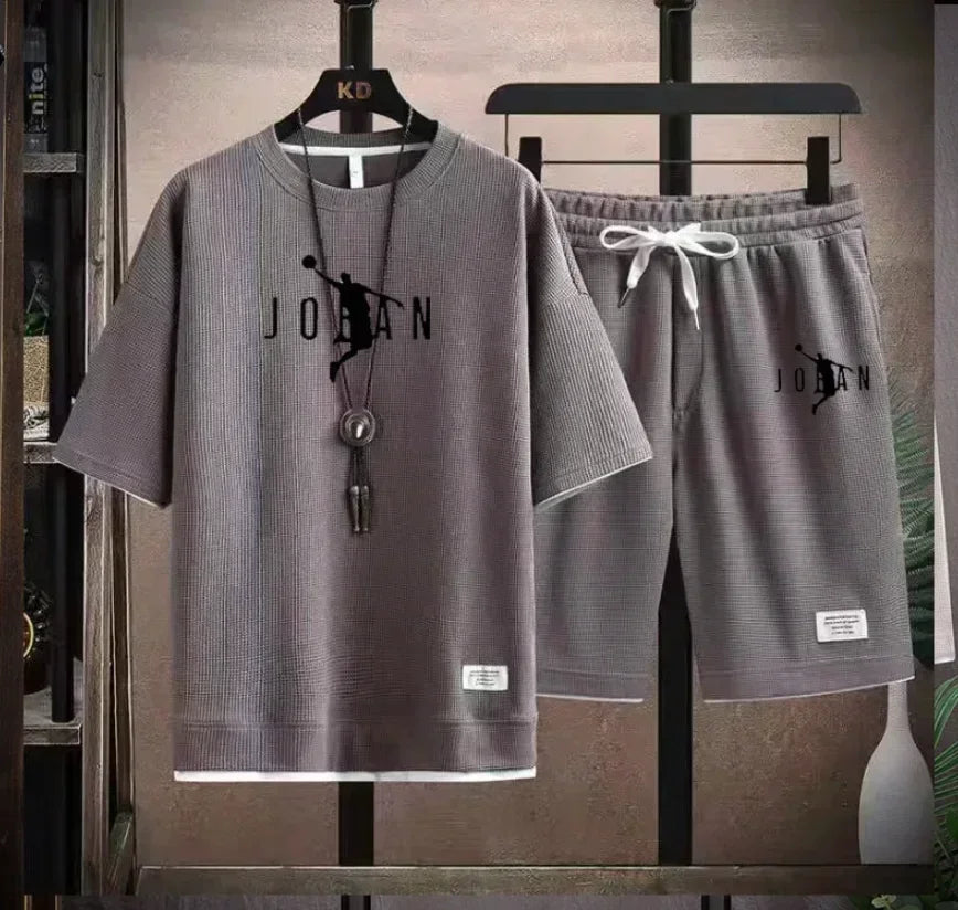 Men's T-Shirt & Shorts 2-Piece Fashion Set
