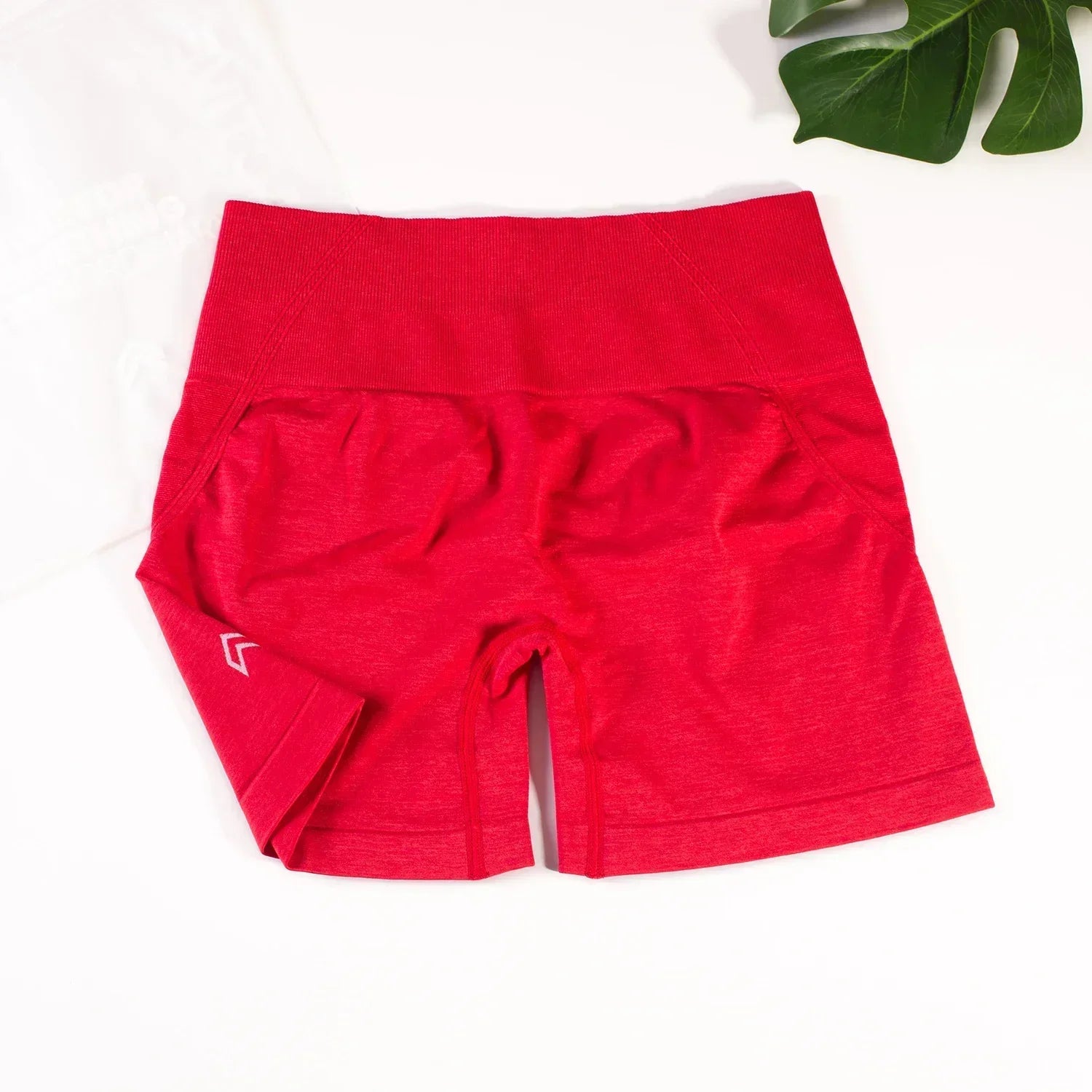 Women's High-Waist Seamless Scrunch Shorts