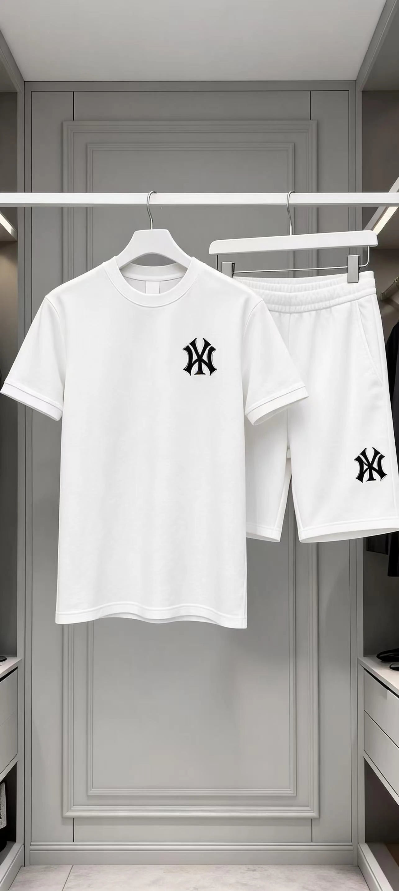 Men's Printed T-Shirt & Pants Sports Set