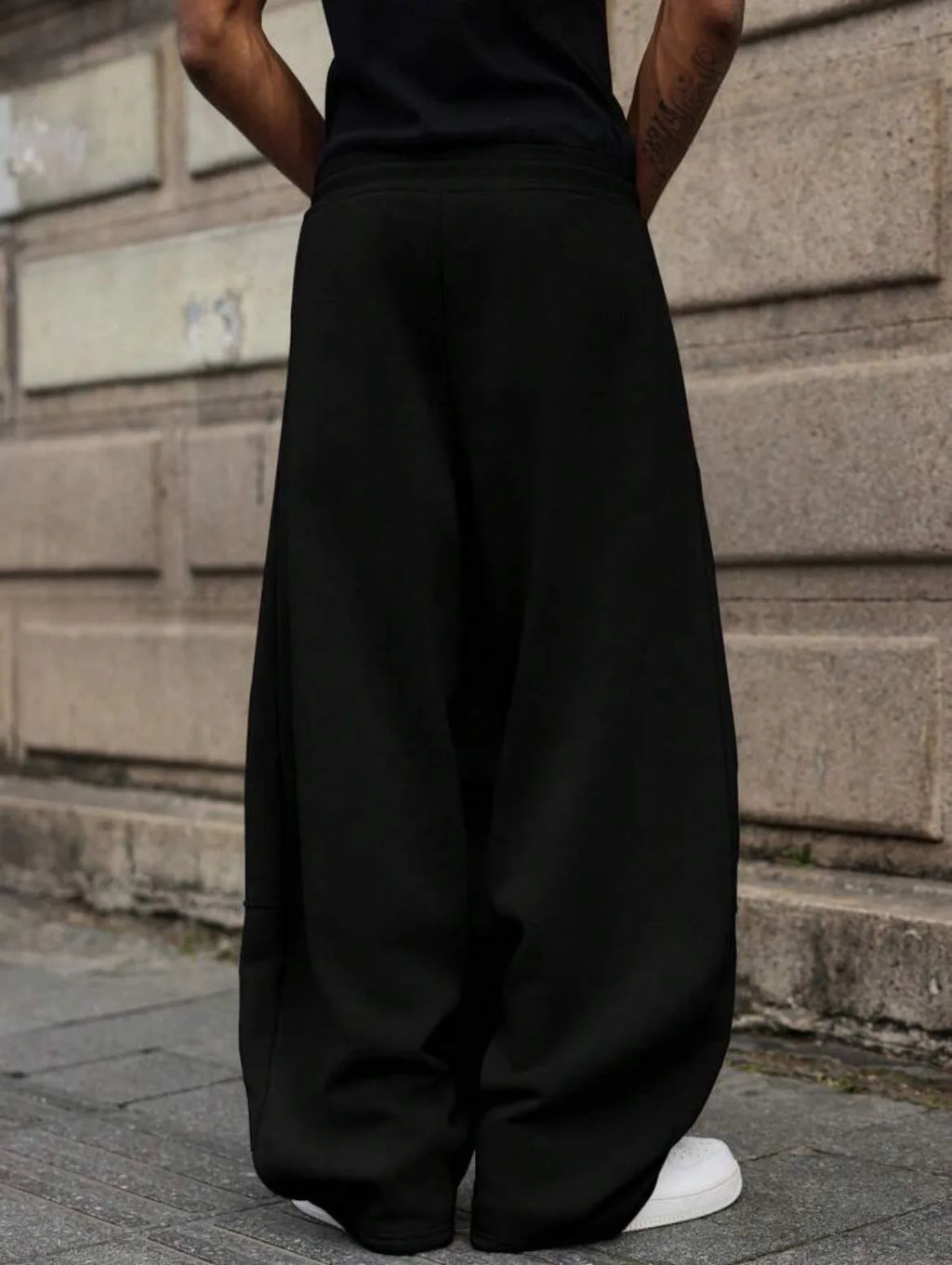 Men's Heavyweight Straight-Leg Jogger Sweatpants