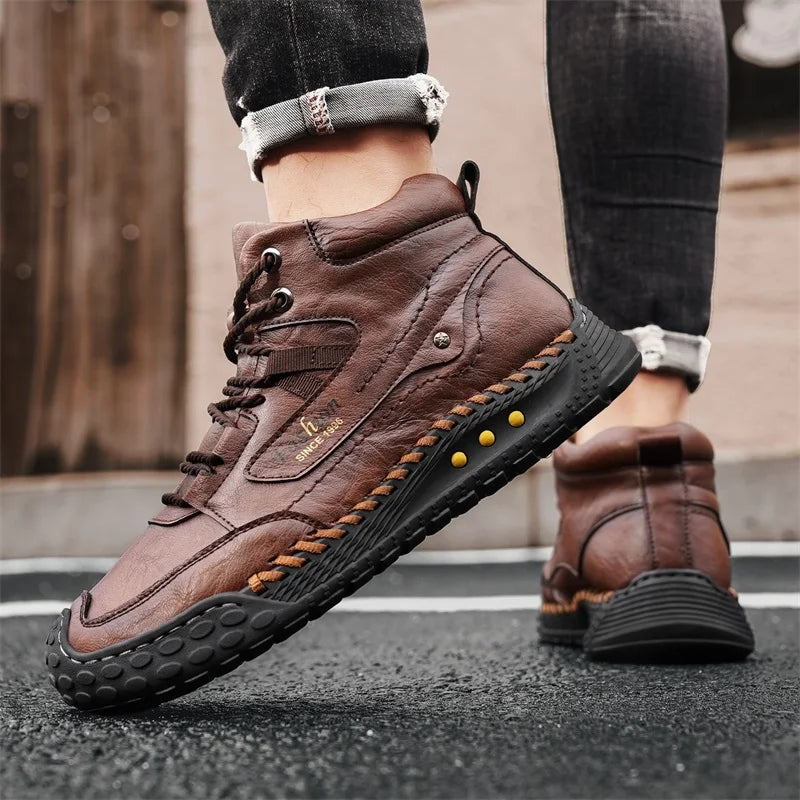 Men's Hand-Stitched Retro Lace-Up Boots