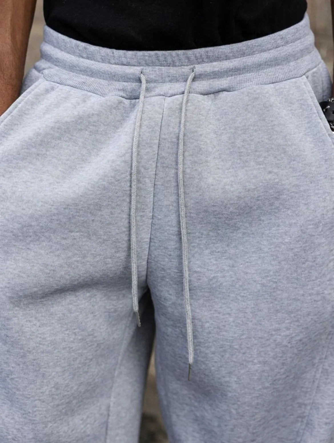 Men's Heavyweight Straight-Leg Jogger Sweatpants