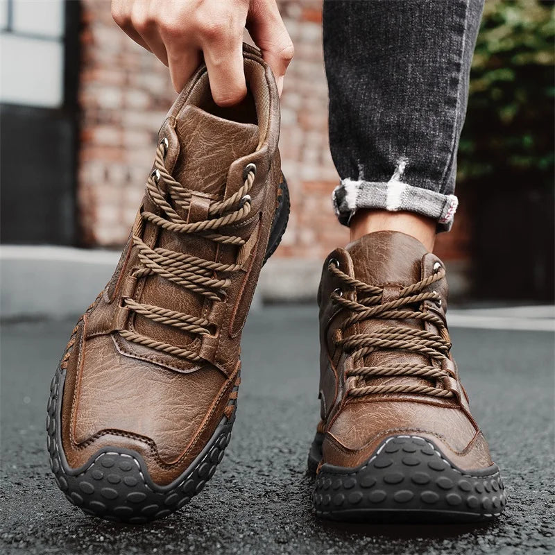 Men's Hand-Stitched Retro Lace-Up Boots